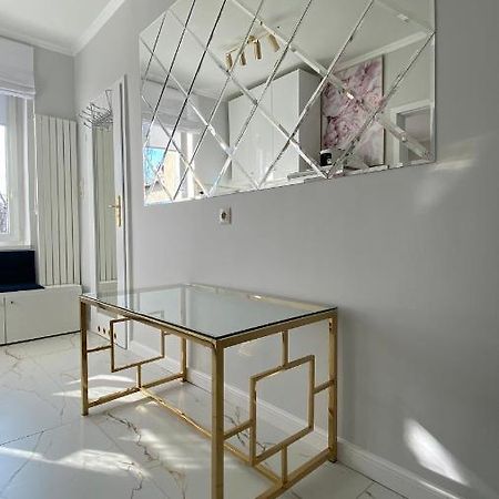 Glamour Apartment Przy Plazy, Z Parkingiem Prywatnym Сопот Екстер'єр фото