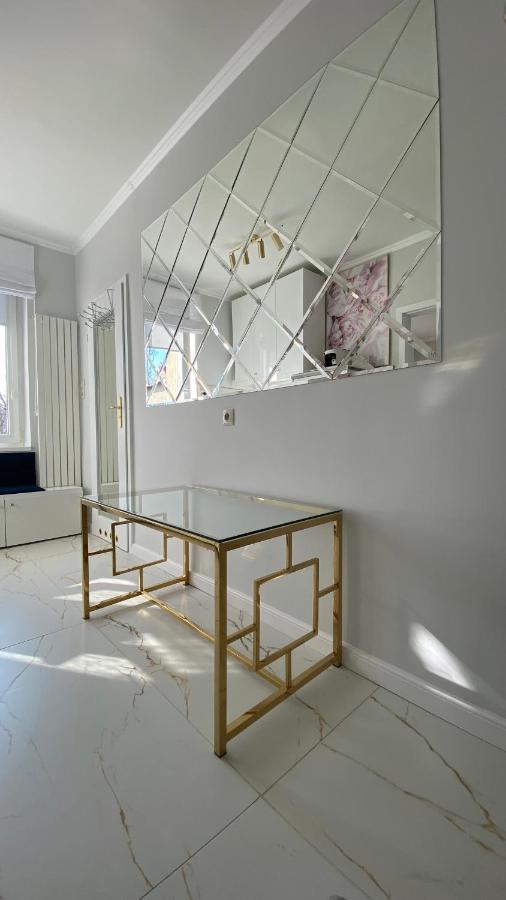 Glamour Apartment Przy Plazy, Z Parkingiem Prywatnym Сопот Екстер'єр фото